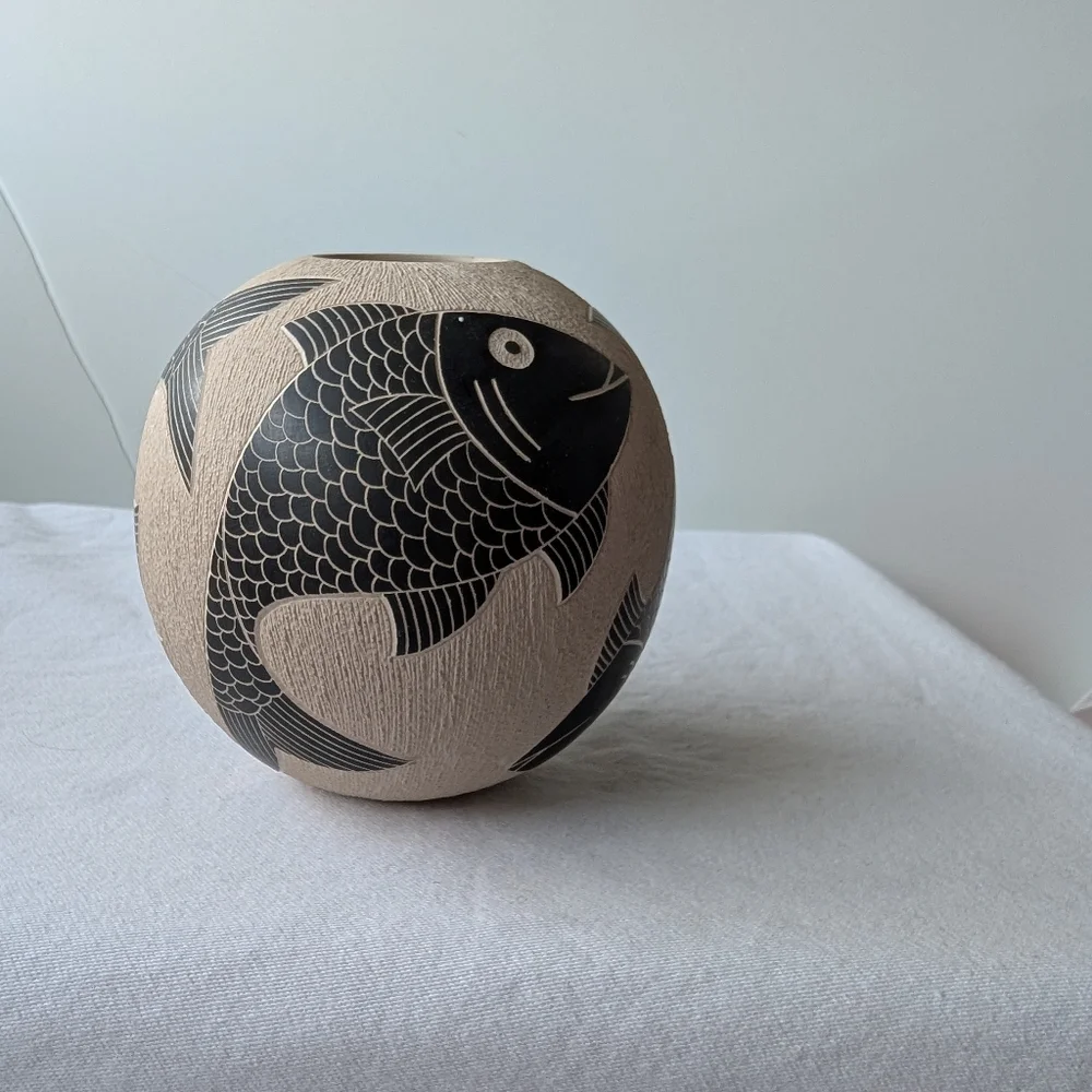 Mata Ortiz Pottery Handmade Ceramic Fish Olla Pot Humberto Guillen Rodriguez - Picture 4 of 16